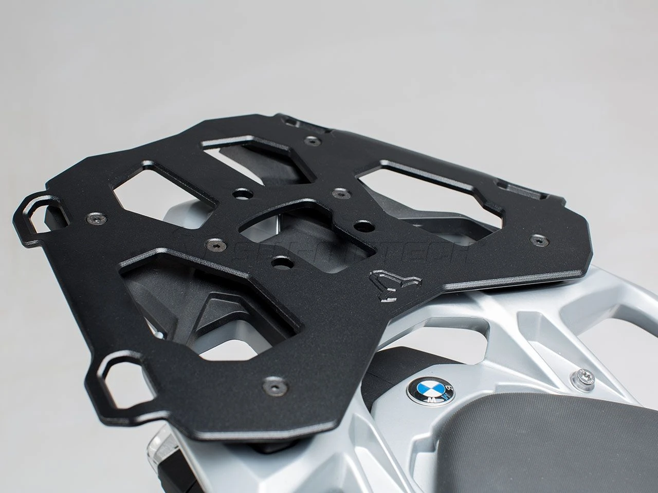 SW-Motech Topkofferrek Aluminium BMW S 1000 XR (15-) 3 SW-Motech Topkofferrek Aluminium BMW S 1000 XR (15-)